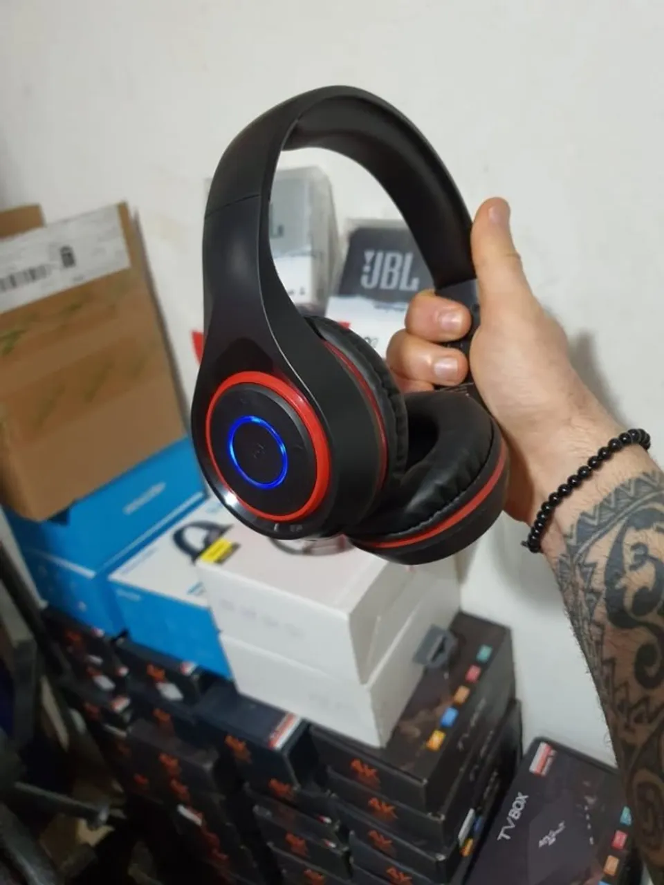fone profissional Headphone Blitzwolf /Gamer com led/treino-esportes/graves absurdos