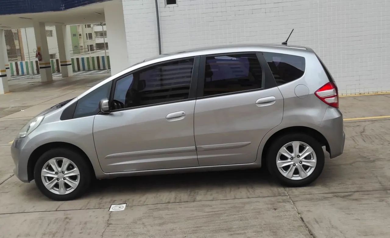 HONDA FIT-ANO 2013, MODELO 2014-AUTOMÁTICO - Foto 3