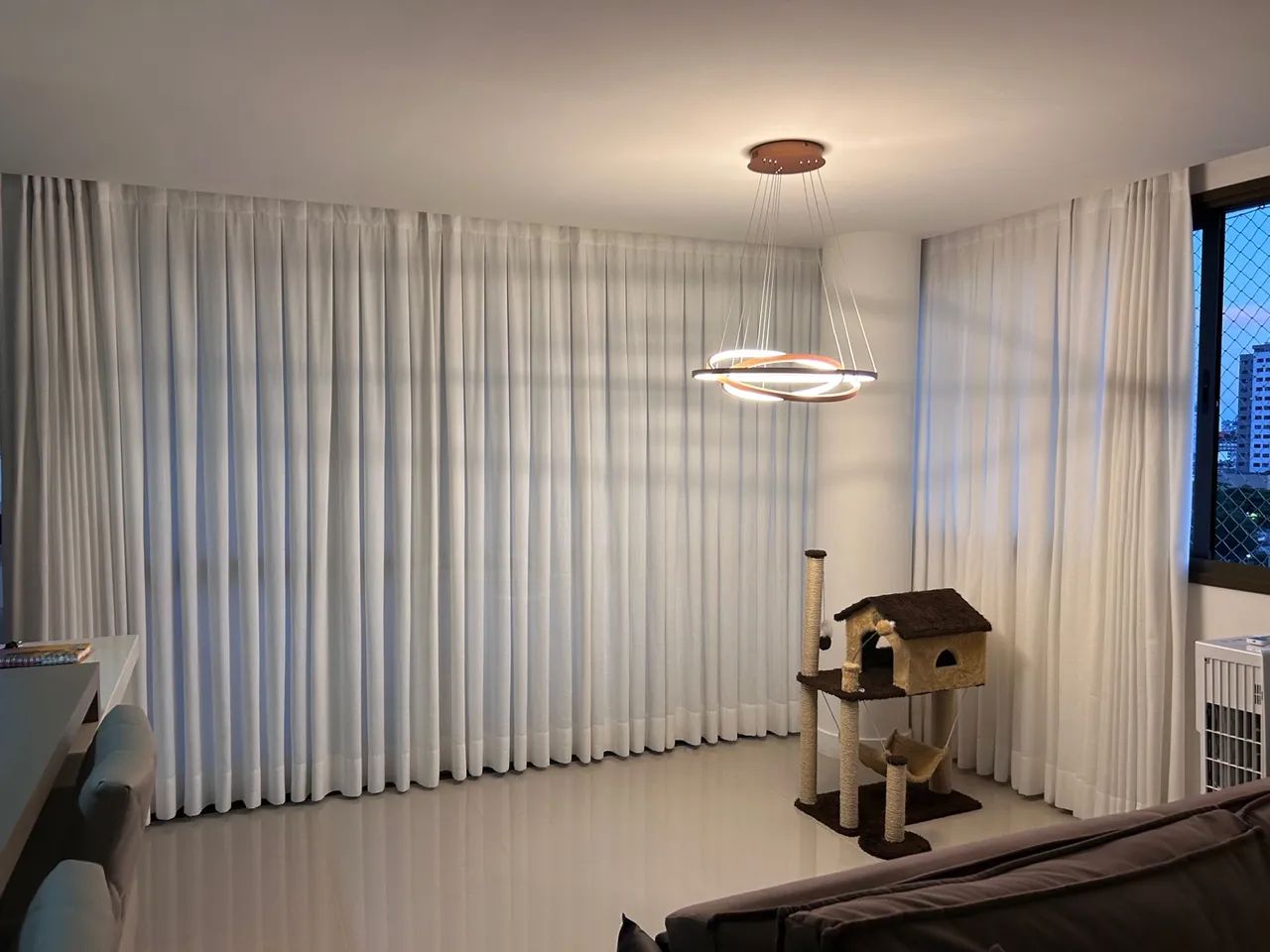 Cortinas brancas para sala