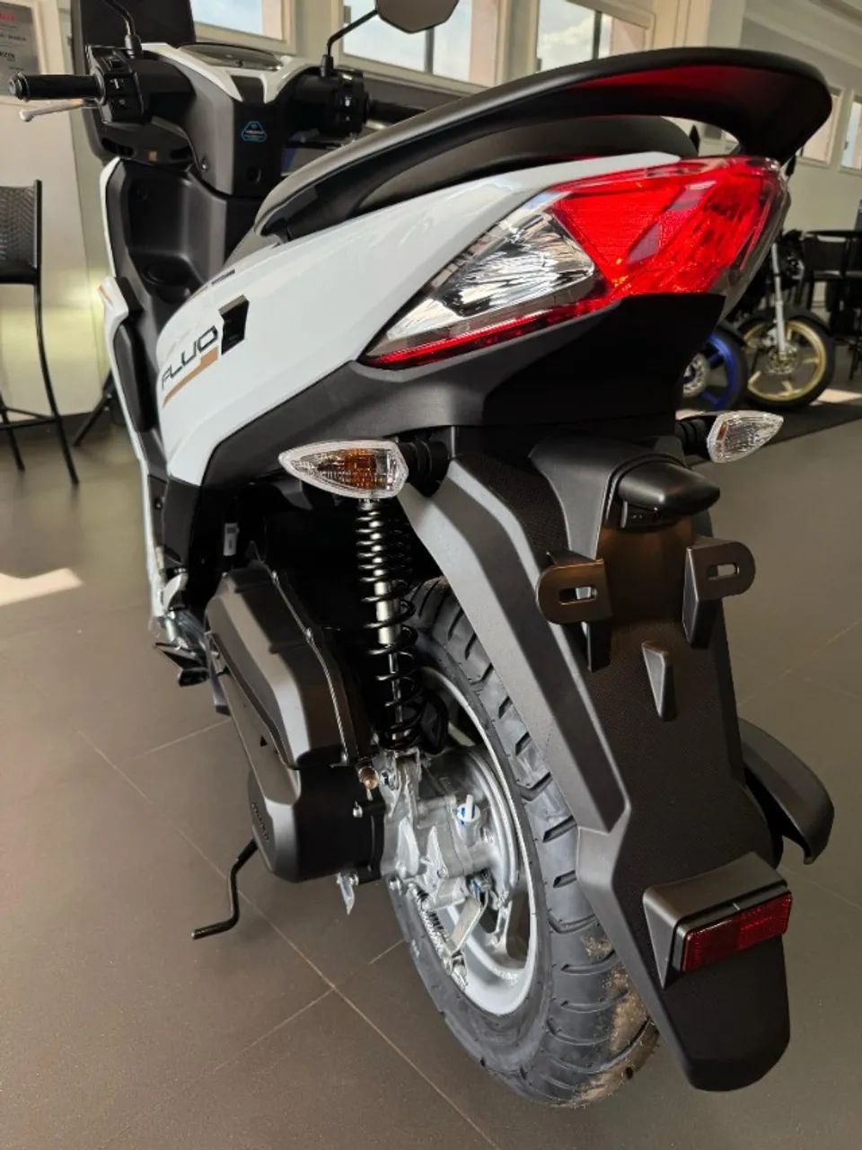 FLUO HYBRID - ÚLTIMAS UNIDADES! - Foto 10