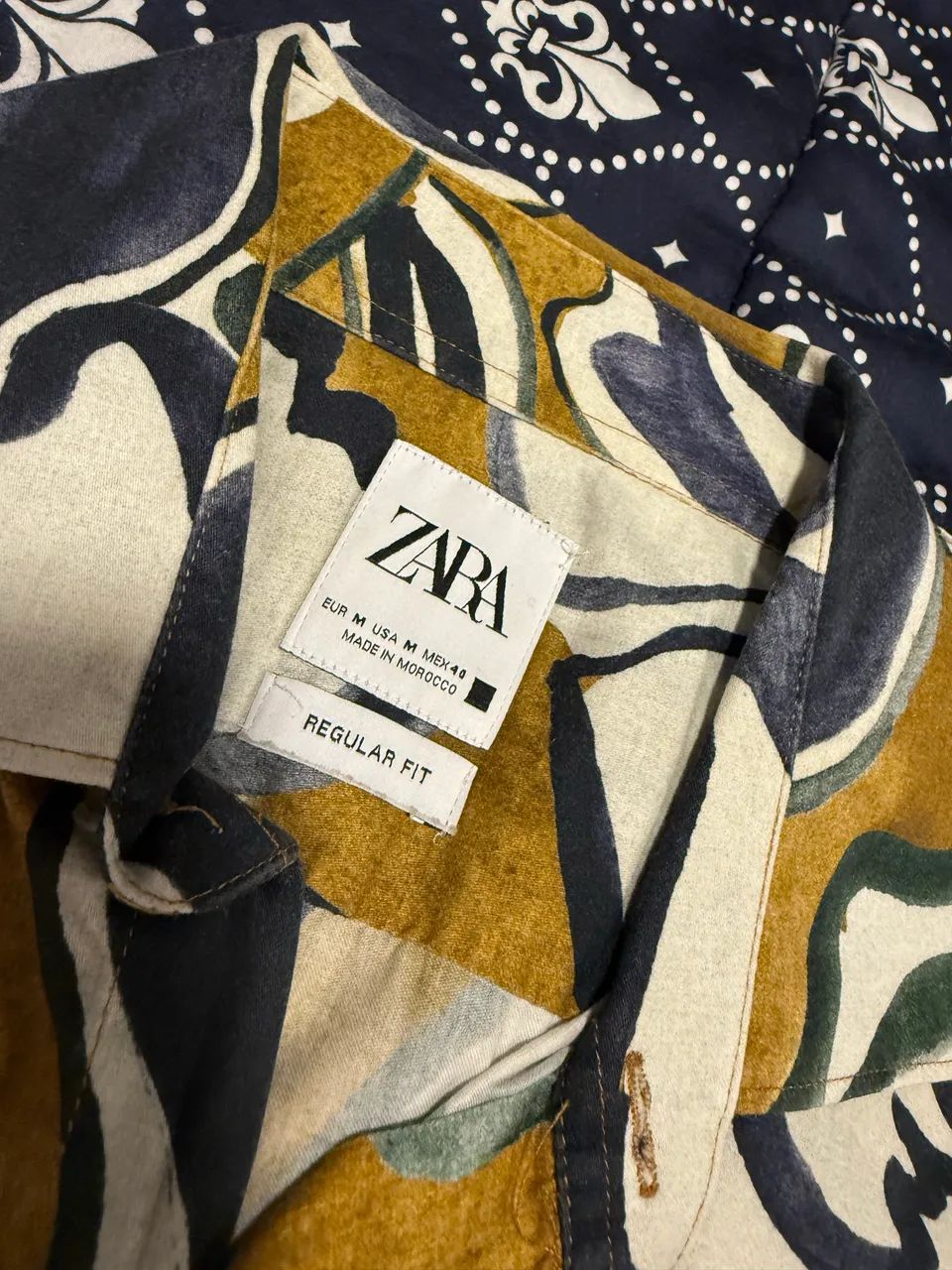 Camisa Zara manga curta 