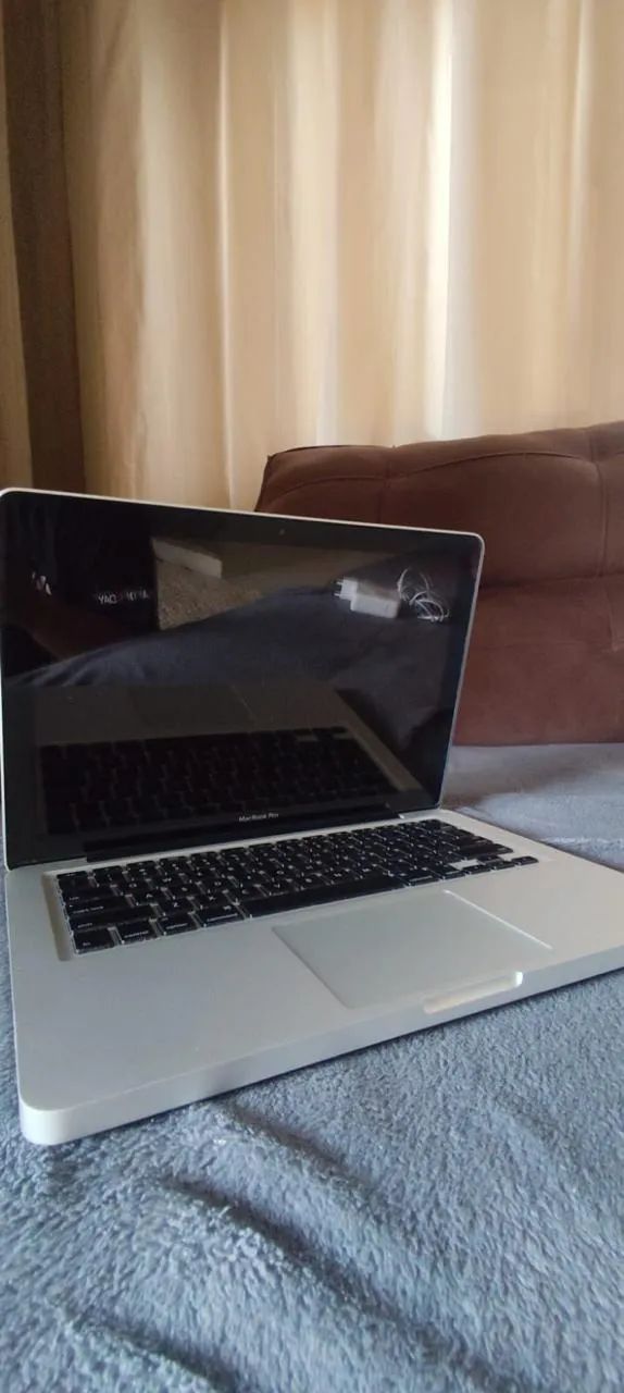 MACBOOK PRO 2009 - Foto 3