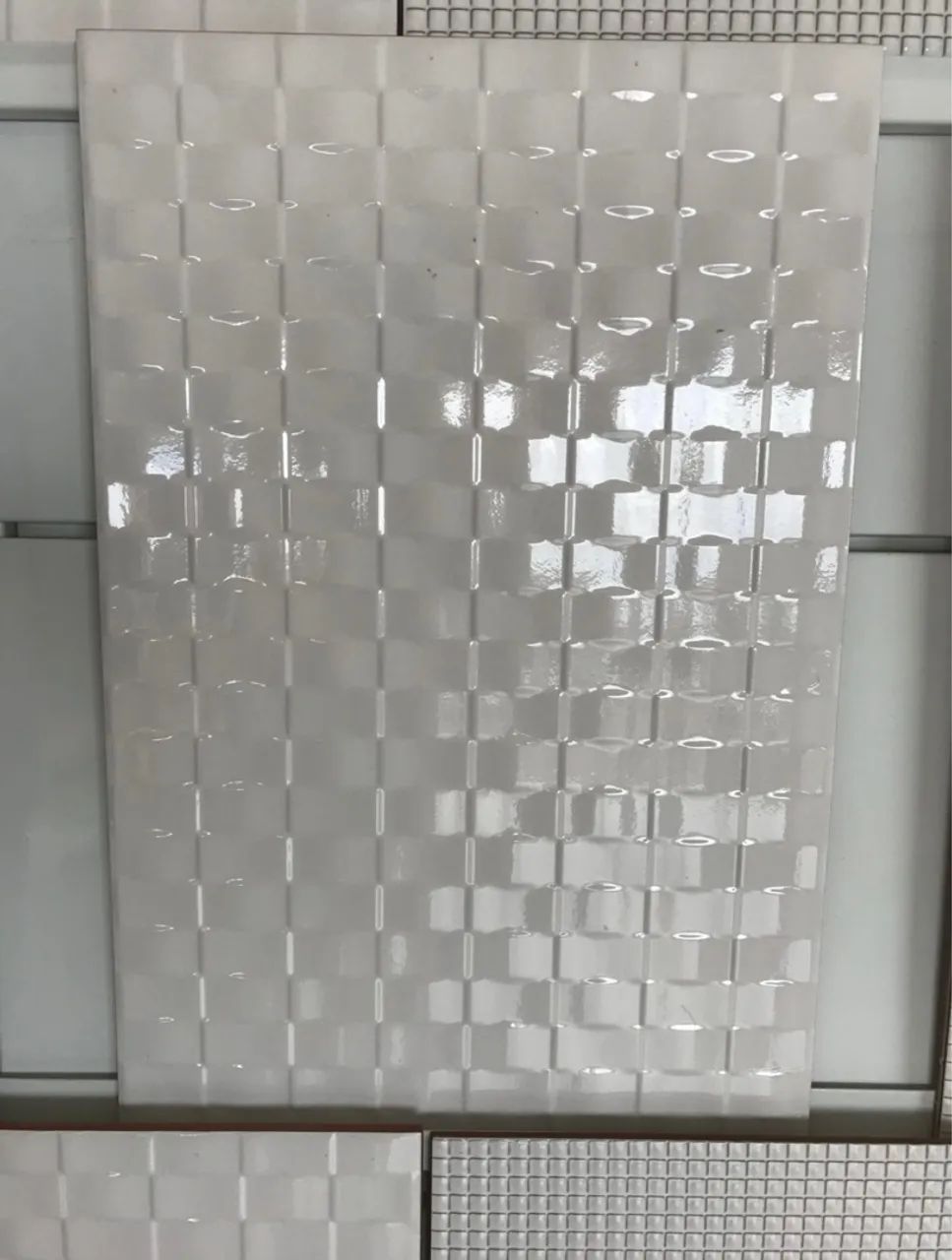 Revestimento Incenor Grupo Fragnani 33x50 - Novo - Foto 2