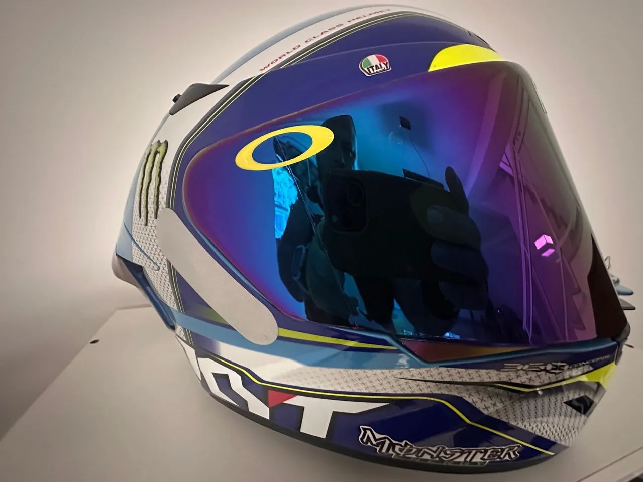 Capacete KYT numeração 62/XL NOVÍSSIMO  - Foto 2