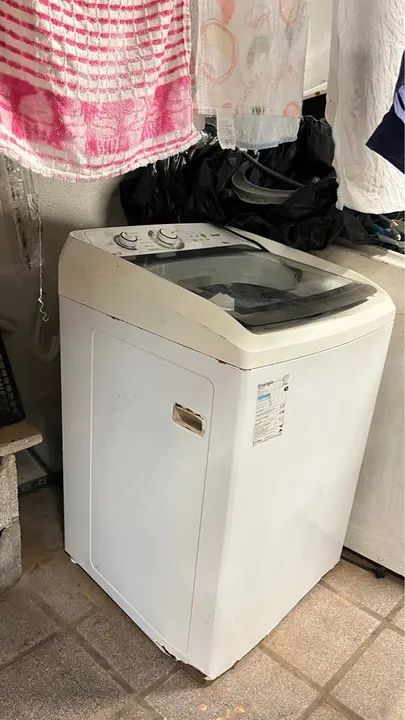 Máquina de Lavar Roupa usada