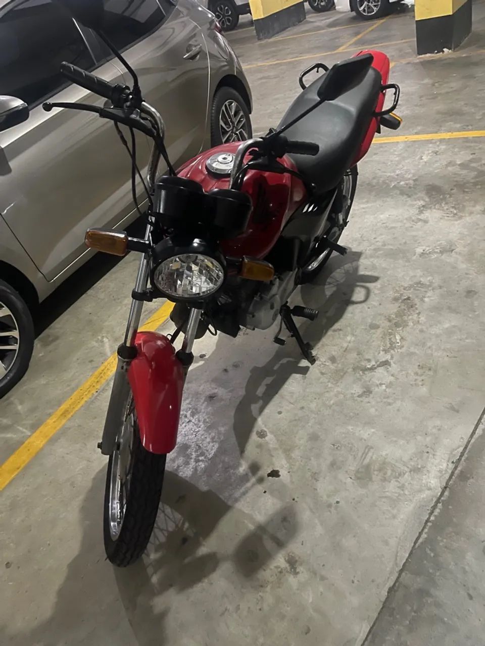 Fan 125 ES novíssima,vendo outro!