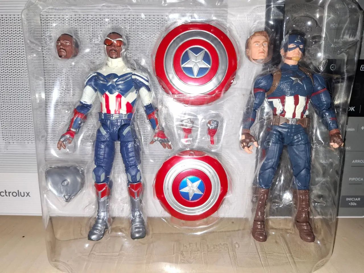 Marvel Legends bonecos Capitão América & Falcão 2 pack- Endgame - Foto 2