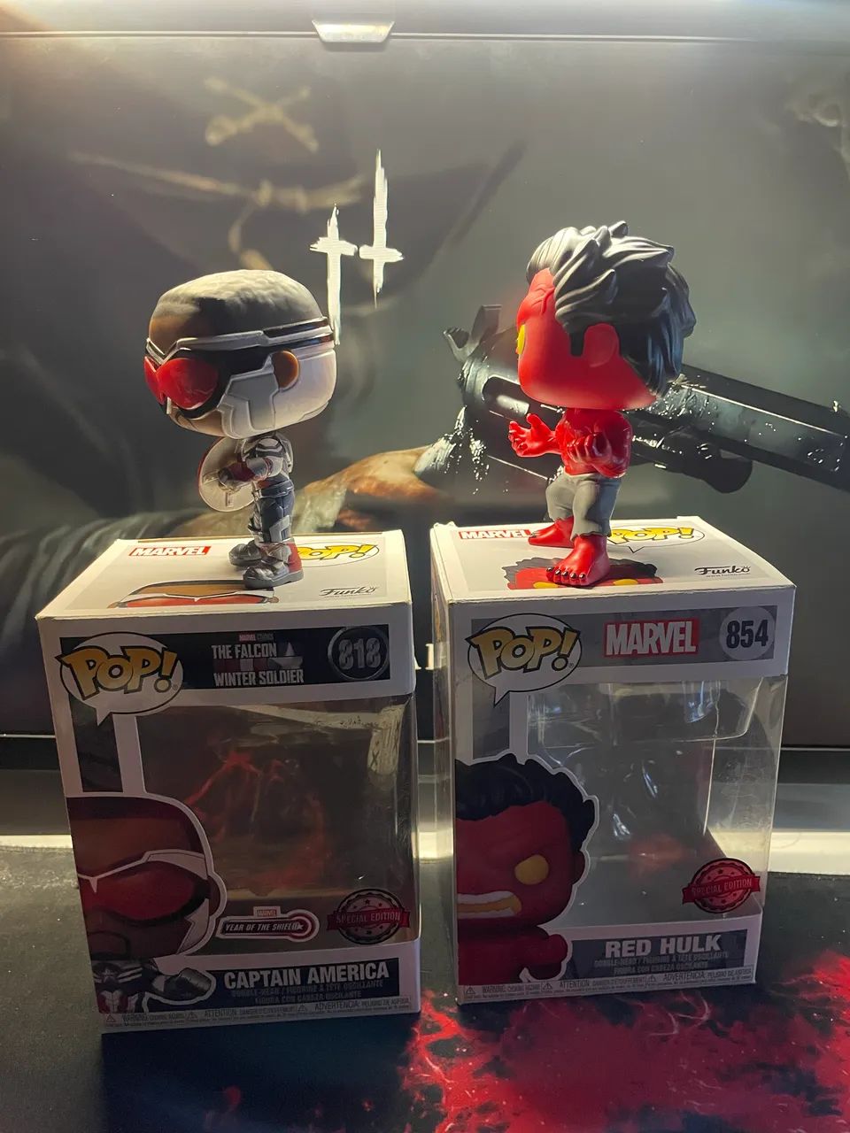 Funko Captain America + Red Hulk64717107353601120