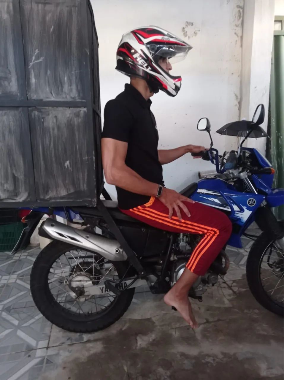 Baú grande para moto 300 litros