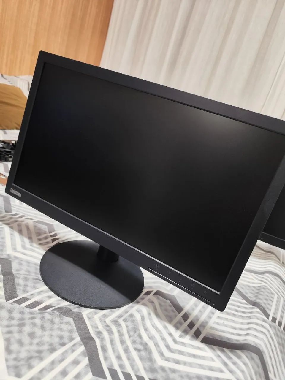 Monitor 20 inches Lenovo64385504510721120