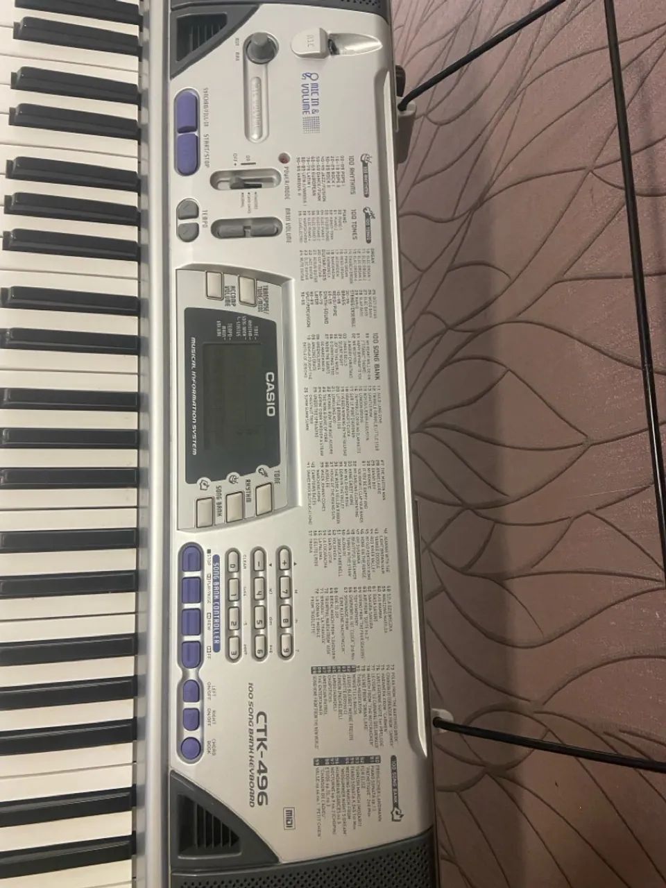 Teclado Casio CTK-496 + Suporte - Foto 3