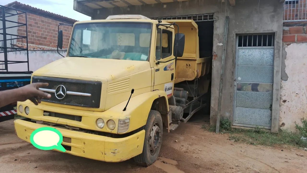 Vende se caçamba 1620 ano 1998