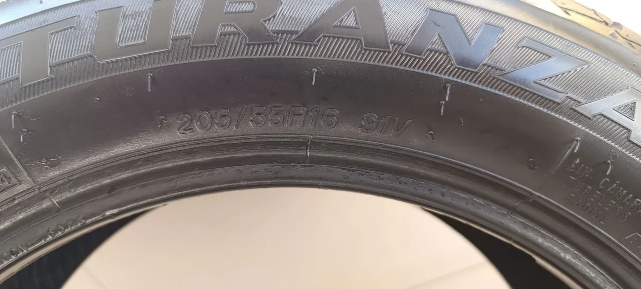 Pneu 205/55R16