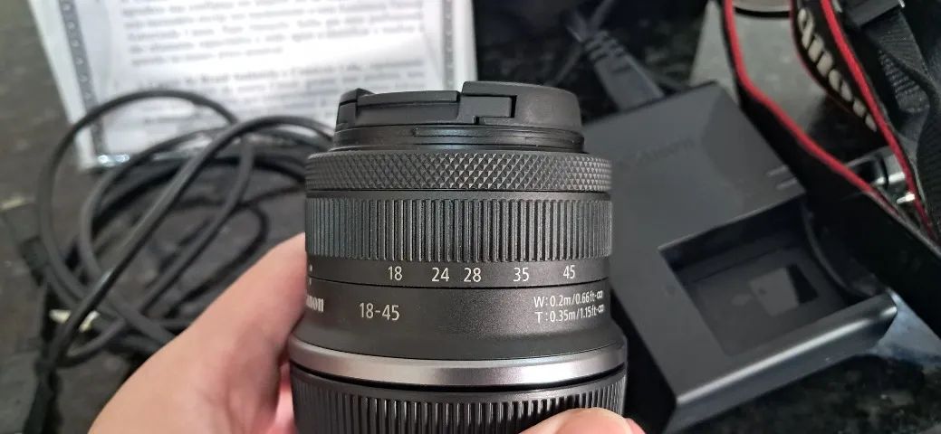 Kit completo Canon R10 na garantia + bateria extra + adaptador de lente EF/RF + case novo - Foto 6