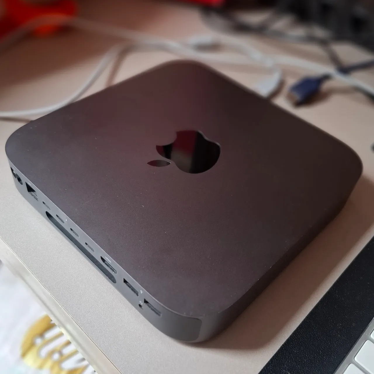Mac mini (2018) 本体 intel i5 8GB/1TB mac mini 2018 i5
