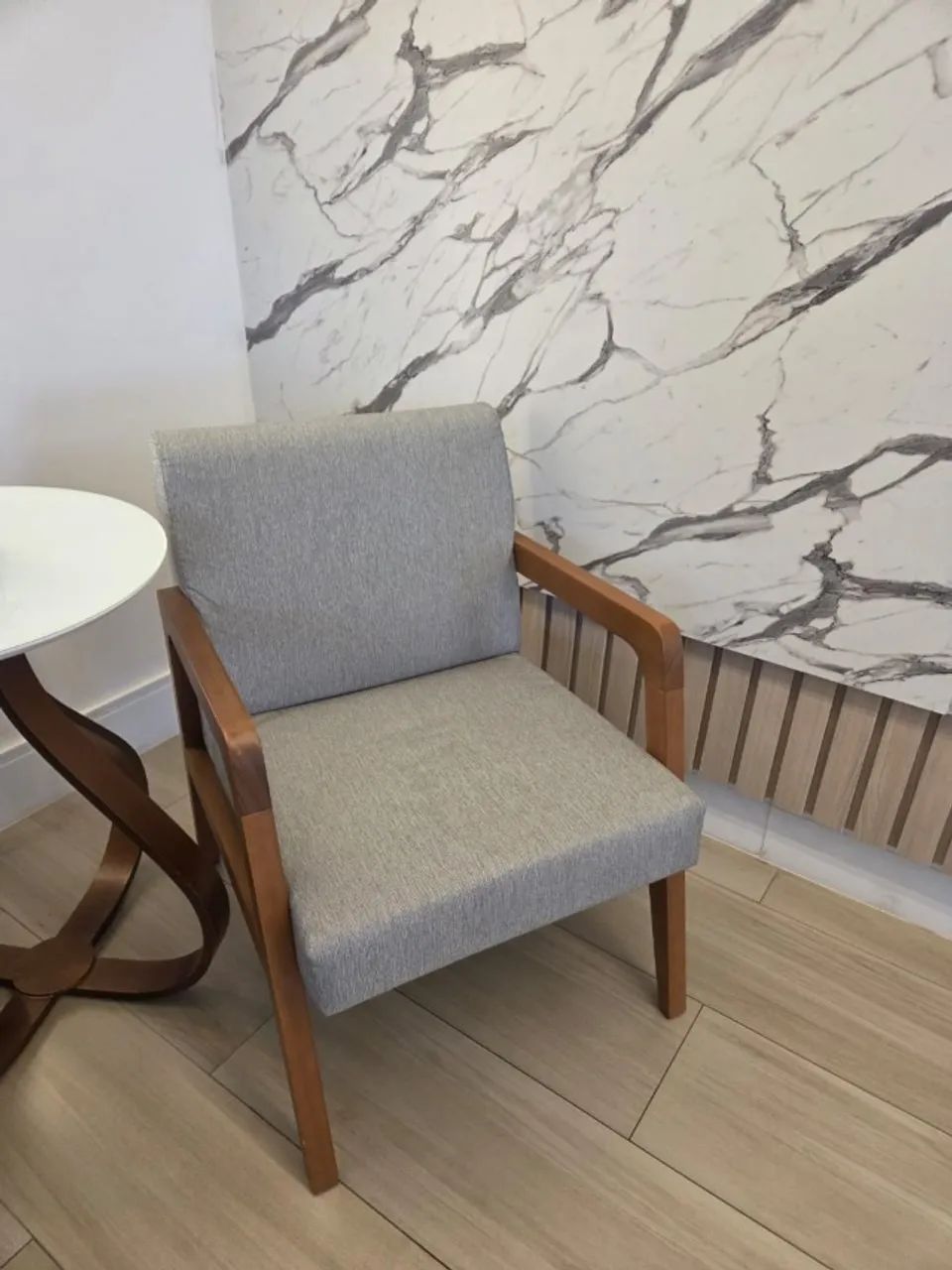 Conjunto de Poltronas + Mesas de Apoio - Em Linho / Excelente Estado! - Foto 5