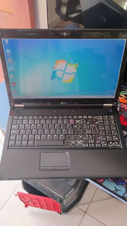 Notebook LG com tela de 15.6 polegadas