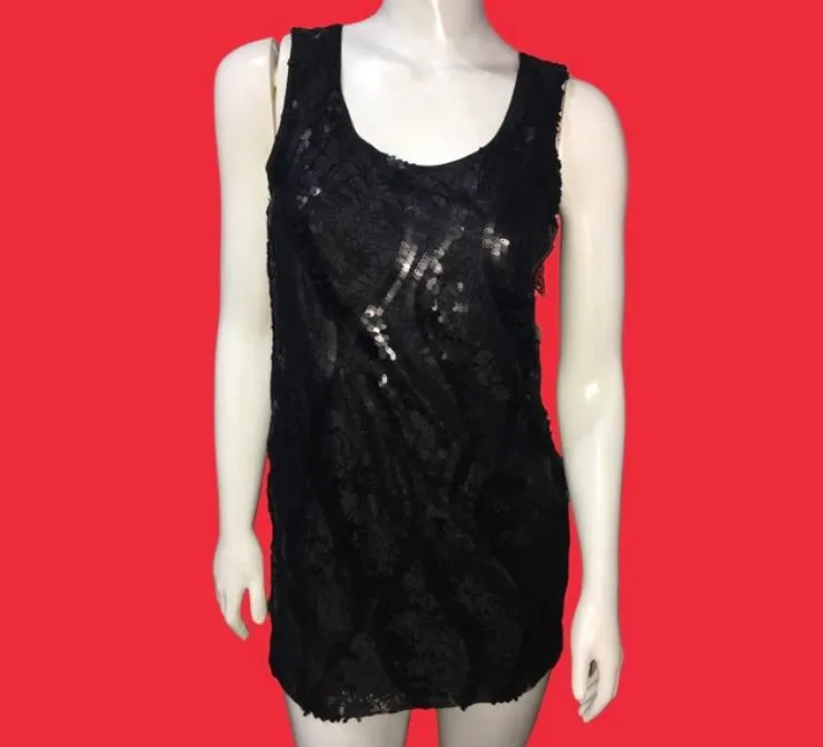 Vestido preto de paetês