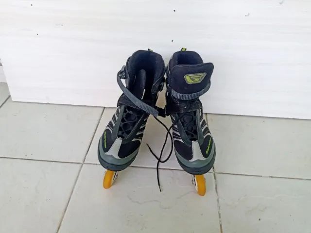 PATINS BLADERUNNER FORMULA 82 TAM 44 - Foto 2