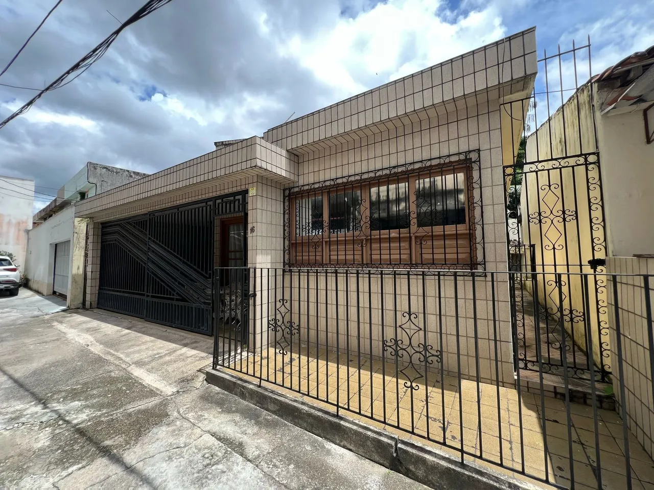 Vendo Casa cidade velha .