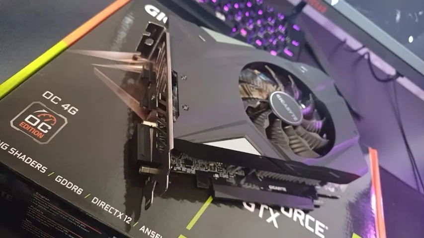 GTX 1650 4GB VRAM 1 Fan Gigabyte 