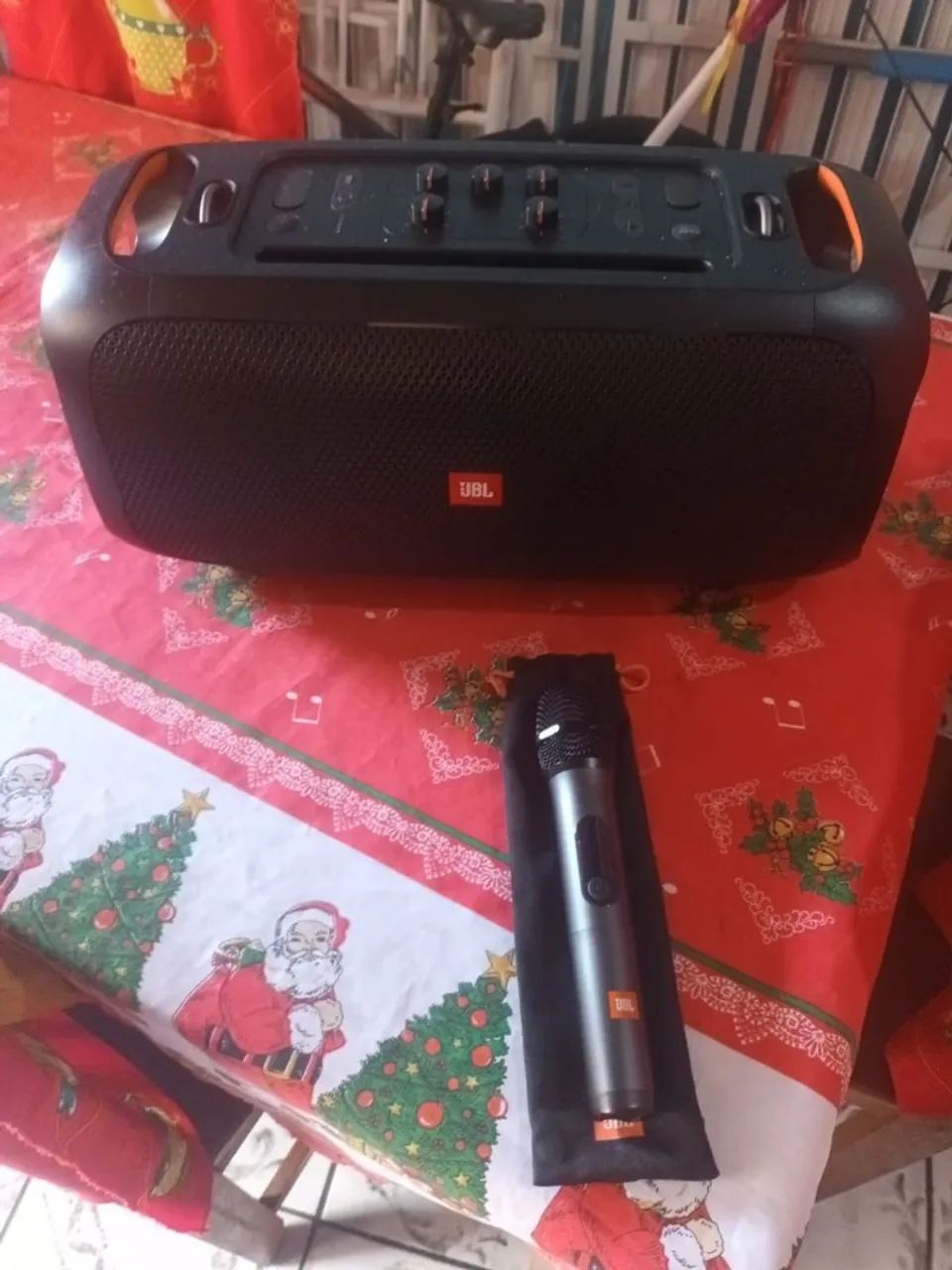 Caixa de som JBL 