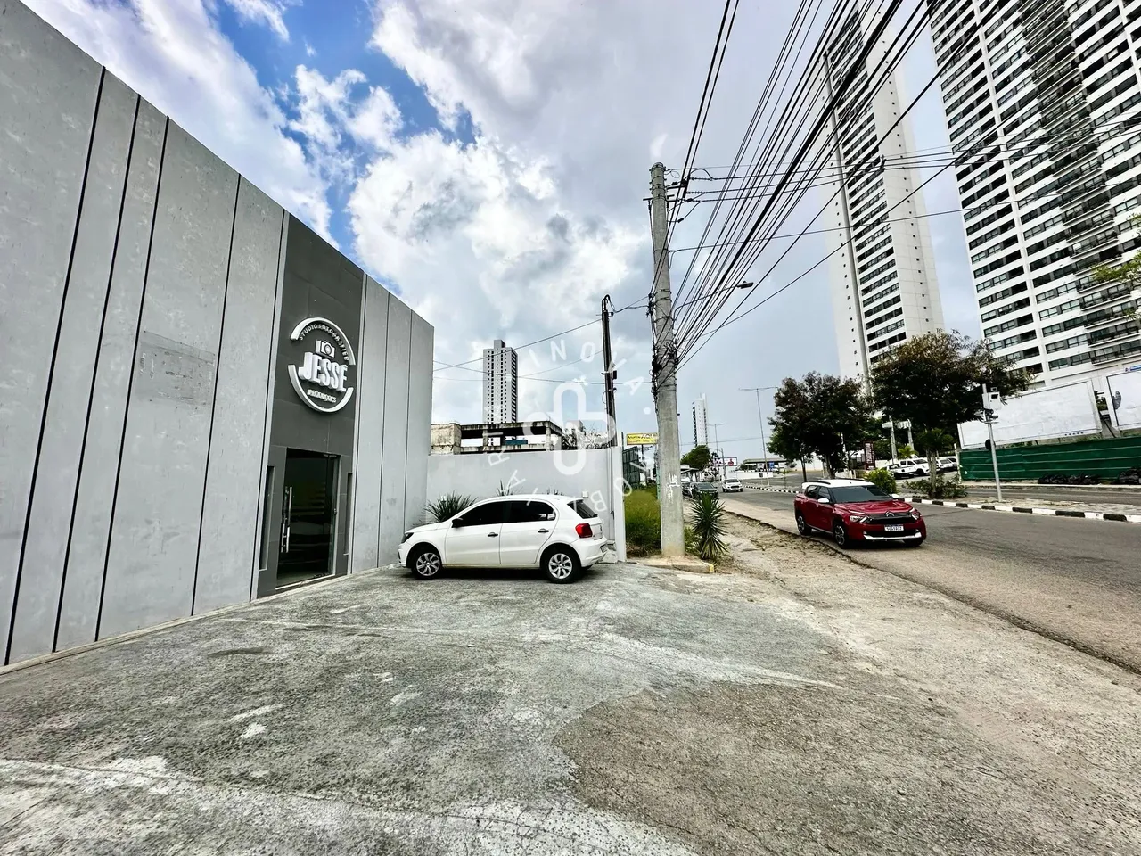 Ponto comercial para aluguel e venda em frente ao Caruaru Shopping - Indianópolis - Caruar