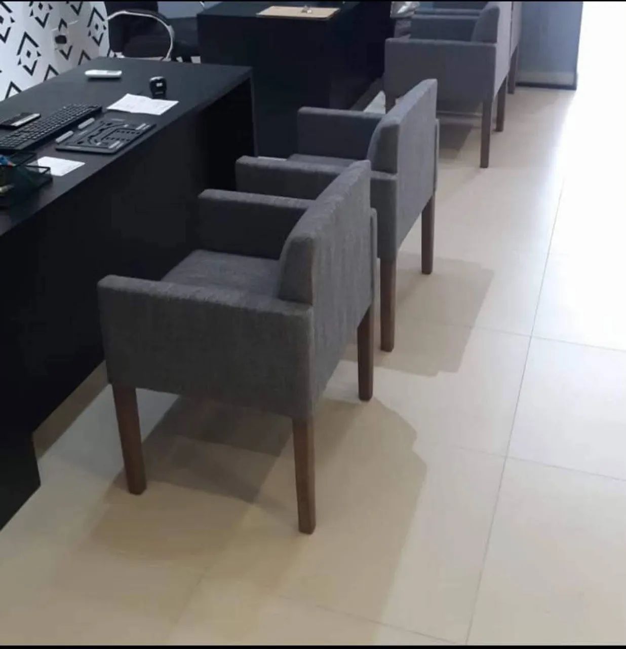 Poltronas em  tecido linho  - Foto 5