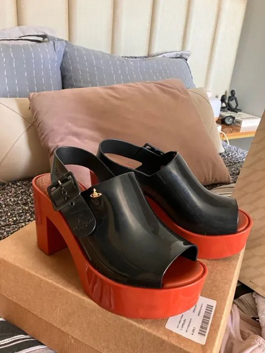 Sandália Melissa mule vivienne westwood  - Foto 2