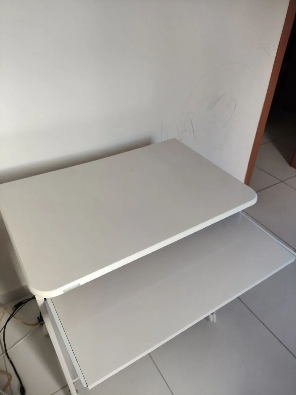 Vêndo mesa para computador 64840808822915122