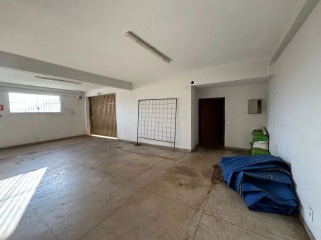 ALUGA-SE GALPÃO 200M², LOTE 800 M², AV. TOCANTINS ESQ. COM A R. NC 16, TAQUARALTO, PALMAS- - Foto 8