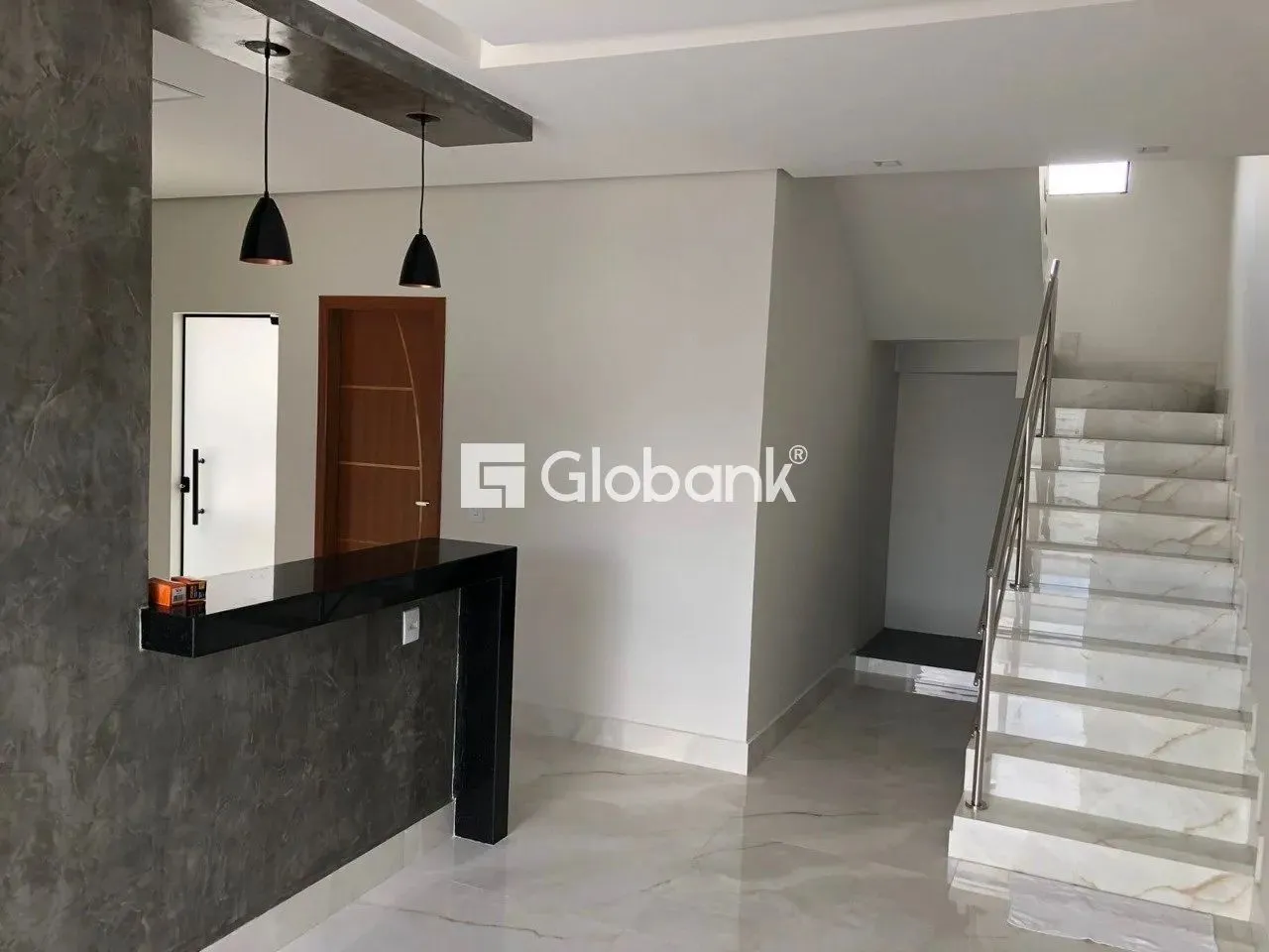 SOBRADO A VENDA NO RESIDENCIAL SUL