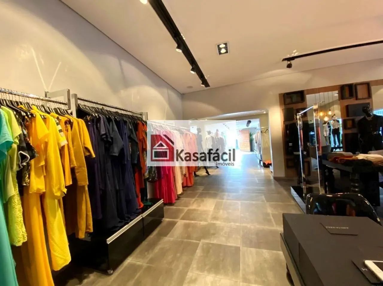 Loja Reformada e Moderna, para Venda, Vila Nova Conceição. - Foto 6