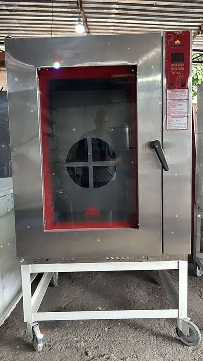 Forno 10 telas elétrico  Industrial Usado