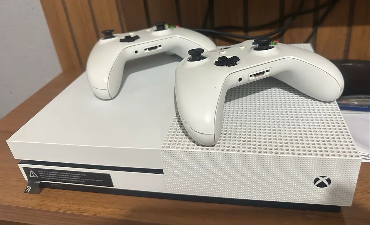 Xbox one s 1TB - Celulares e Smartphones - Jeremias, Campina