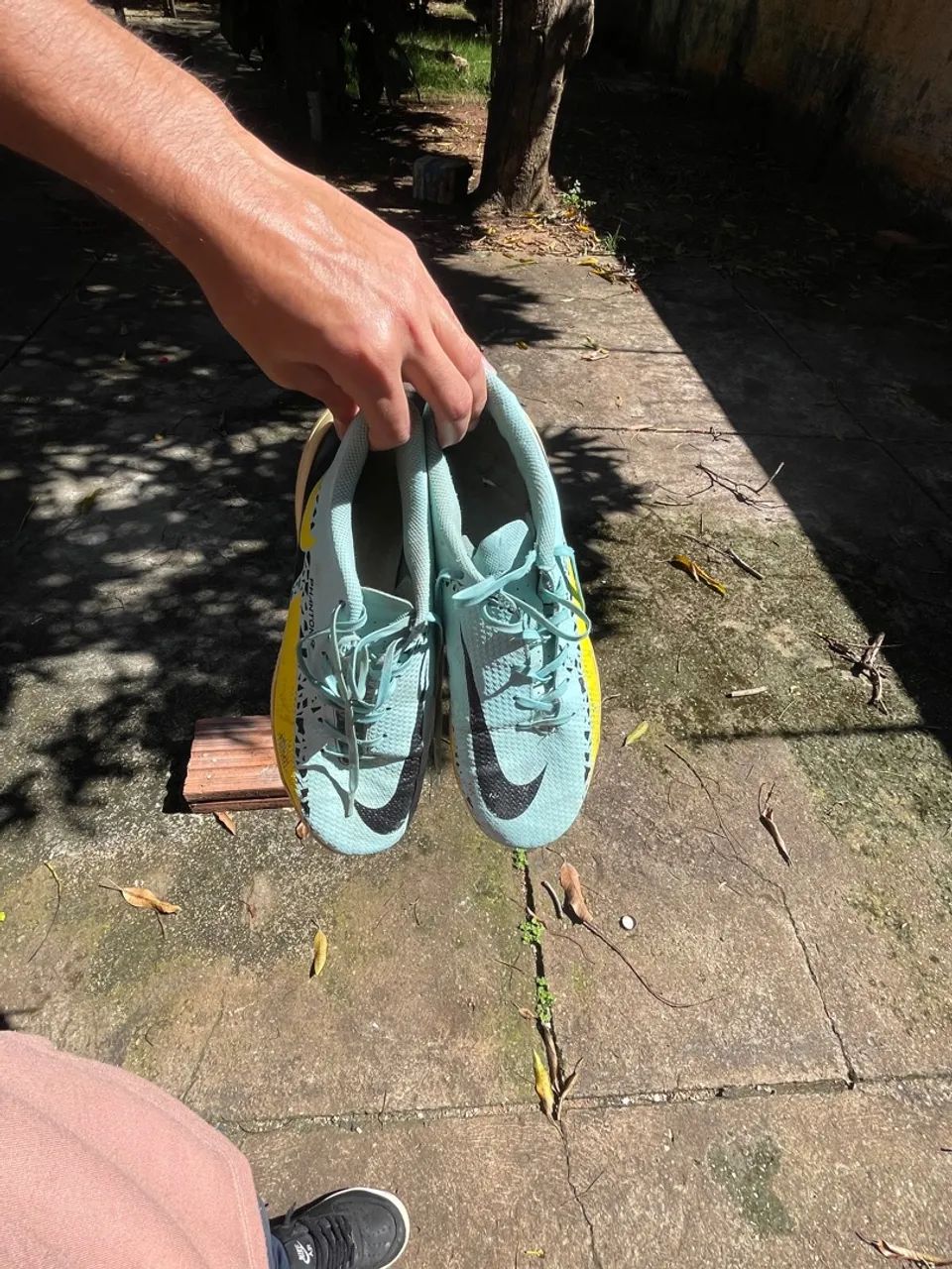 Chuteira de futsal Nike Phantom gx - Foto 4