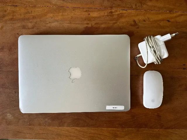 ? MacBook Air 13? 2015 + Magic Mouse 2 - funcionando, barato!