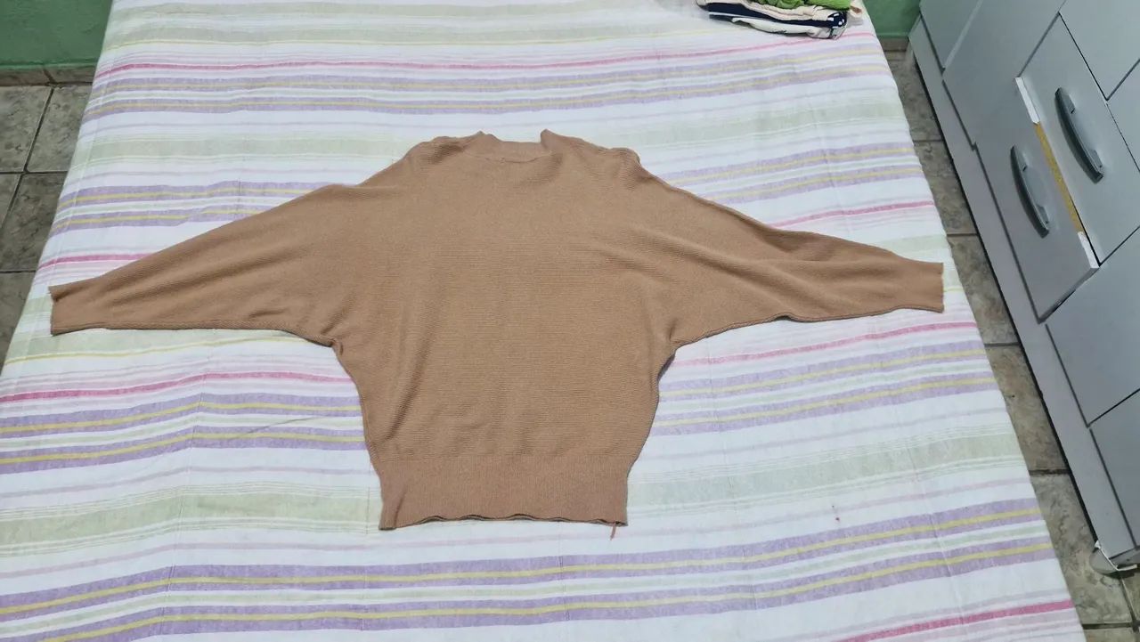 Roupas femininas M e G, 40 e 42 - Foto 5