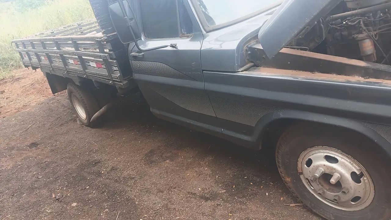 F4000 com valor de repasse  - Foto 4