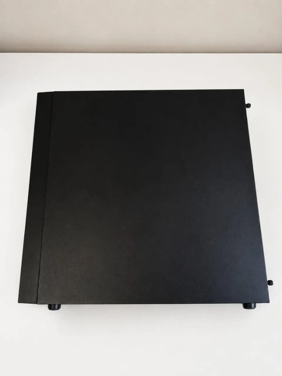 Gabinete Cooler Master ~ NR400 - Foto 2
