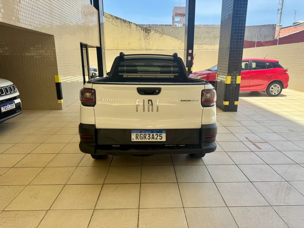 Fiat Strada Endurance 1.4 Flex 8V CS Plus 2022 - Foto 4