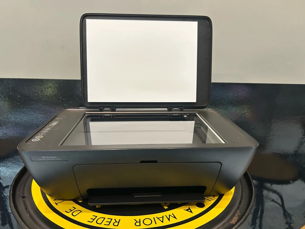 Impressora HP Deskjet Ink Advantage 2874  - Foto 2