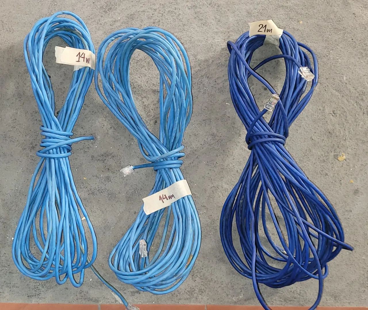 CABOS DE REDE PARA INTERNET CAT5E CRIMPADOS 