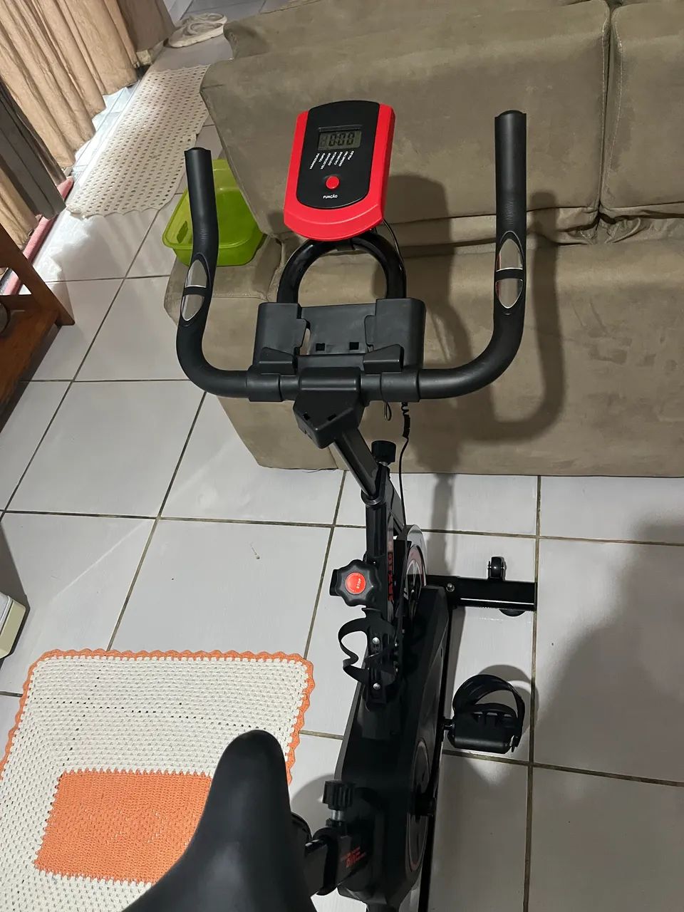 Vende-se bicicleta ergométrica semi nova - Foto 2