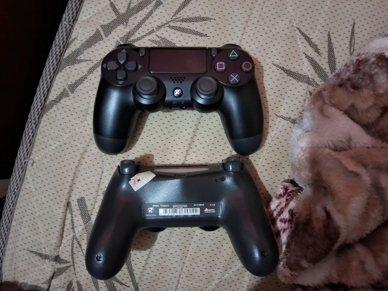 Kit 2 Controles Radicais Collections Compatíveis com PS4 - Foto 3