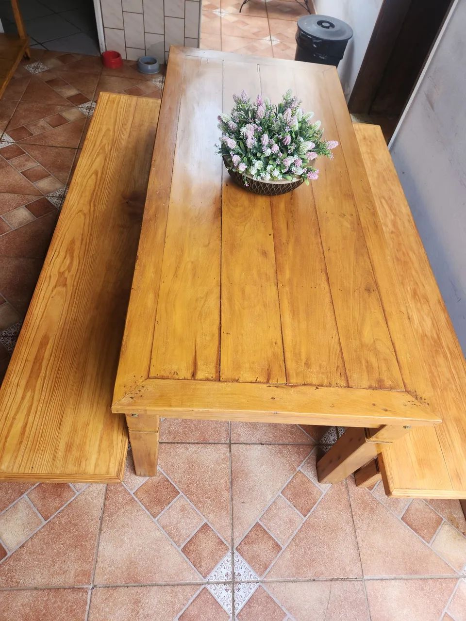 Mesa 2metro com banco madeira