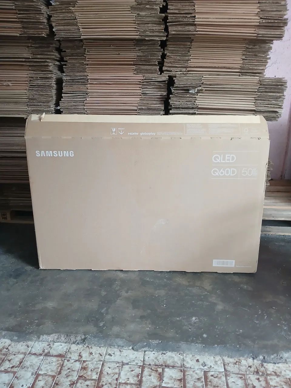 Caixa para tv de 50 polegadas na oferta