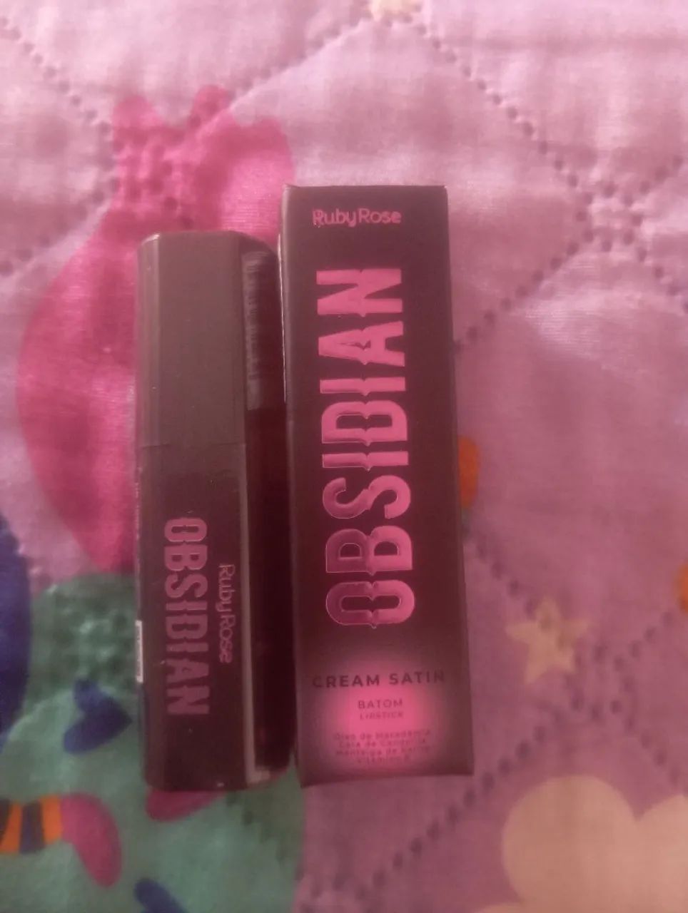 Maquiagem  Ruby Rose 