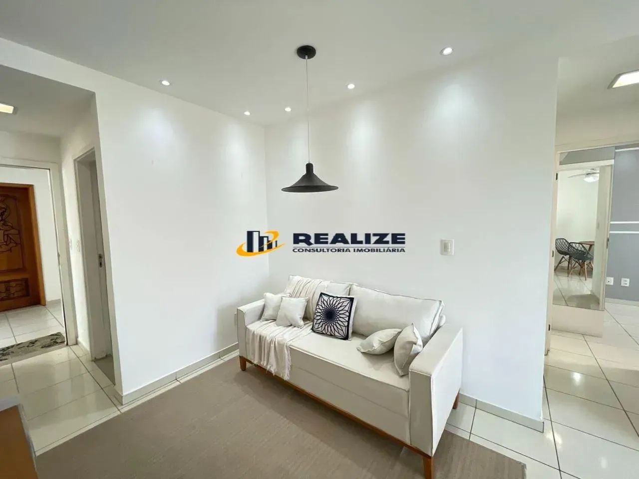 X. Apartamento do lado da Praça do Flamboyant mobiliado com 2 quartos - Foto 3