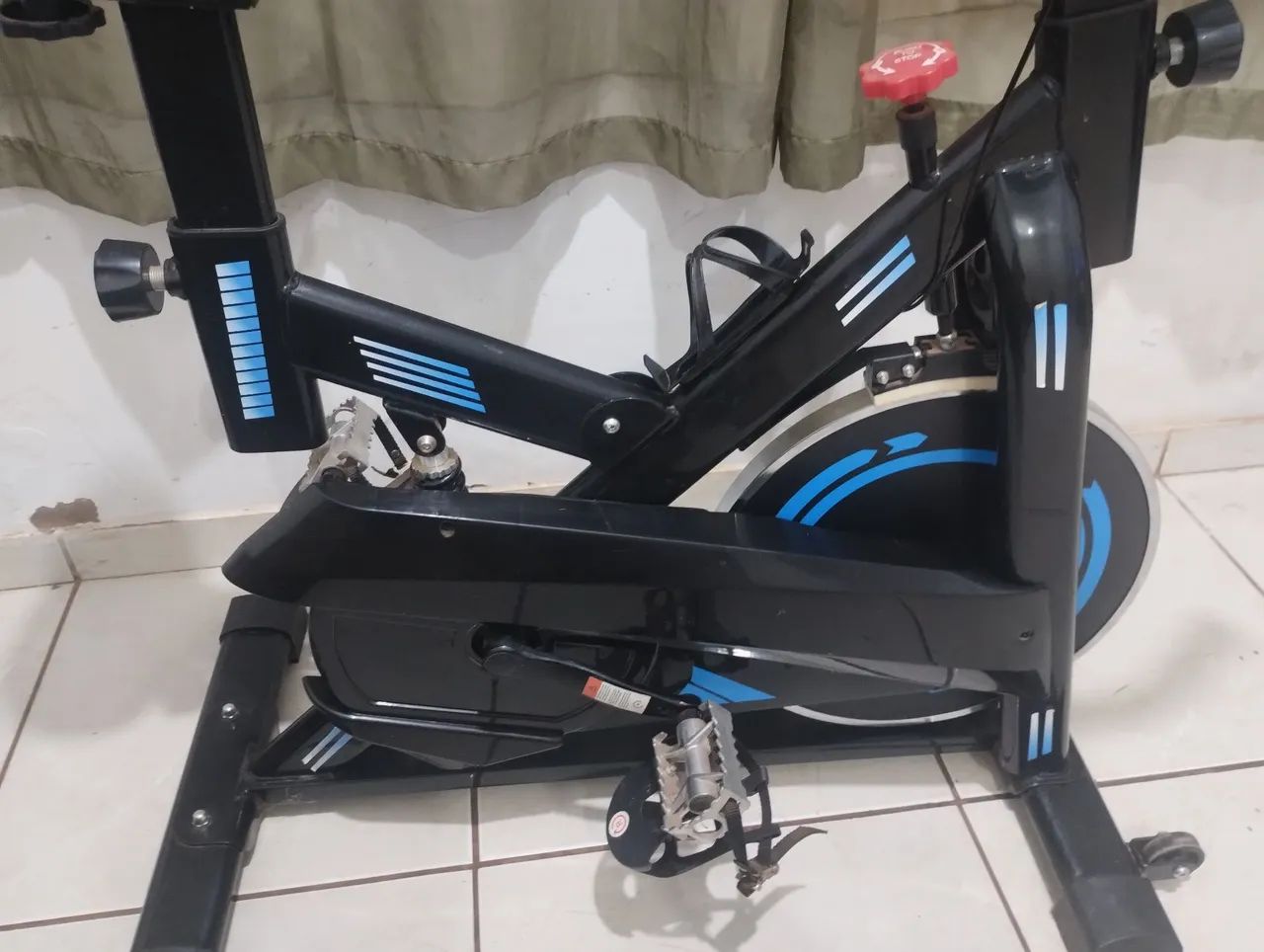 Bicicleta Ergométrica Spinning 15kg - Foto 3